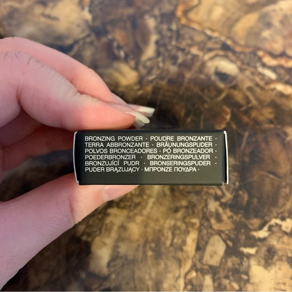 Nars Laguna Bronzer Mini Travel Size - Picture 8 of 15